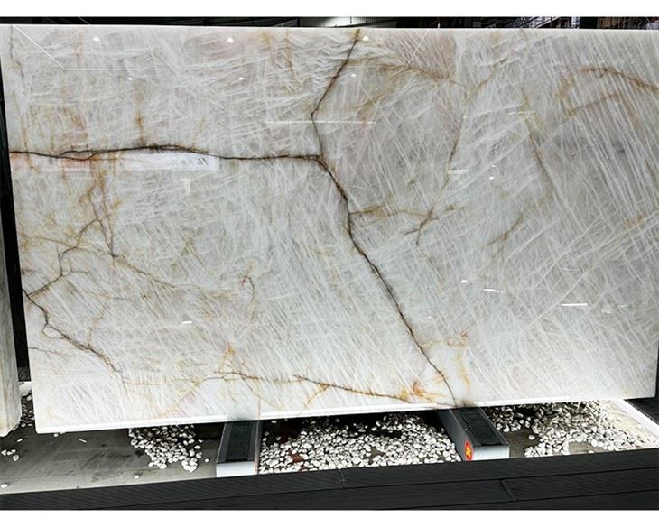 pink quartzite